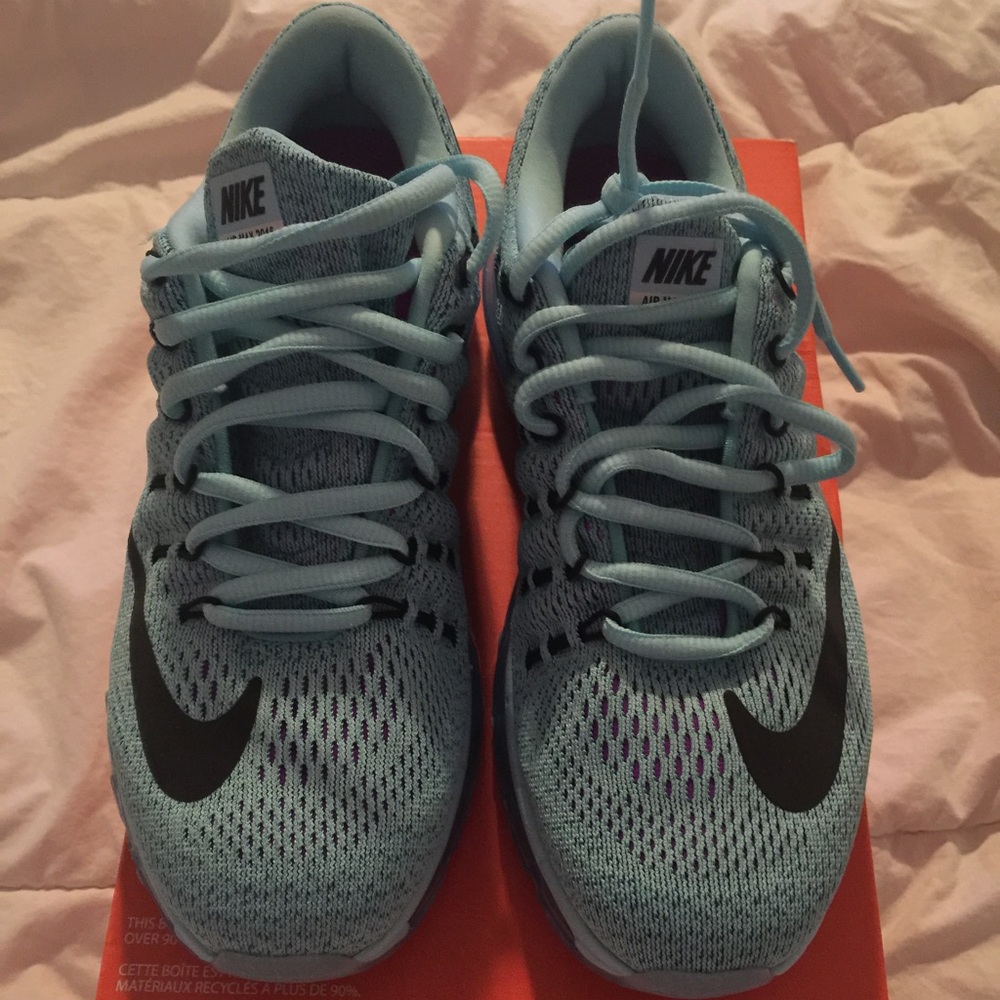 2016 Women's Nike AirMax